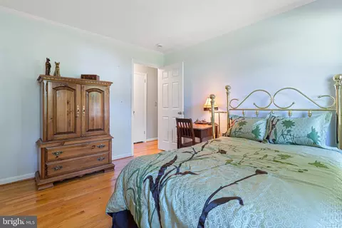 Bedroom - 11219 Lakeview Dr, Dunkirk, MD 20754 photo 8 of 13
