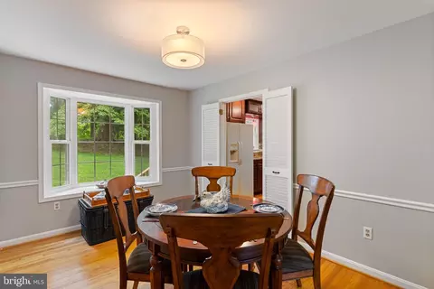 Dining - 11219 Lakeview Dr, Dunkirk, MD 20754 photo 5 of 7