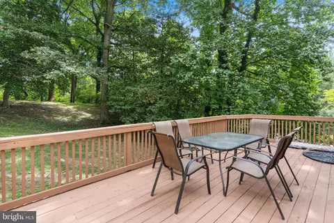 Exterior - 11219 Lakeview Dr, Dunkirk, MD 20754 photo 14 of 16