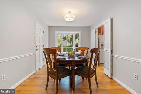 Dining - 11219 Lakeview Dr, Dunkirk, MD 20754 photo 3 of 7