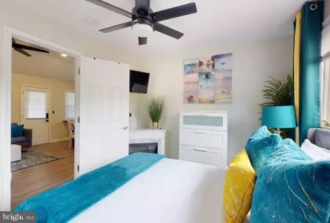 Bedroom - 5237 Breezy Point Rd, Chesapeake Beach, MD 20732 photo 4 of 7