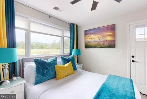 Bedroom - 5237 Breezy Point Rd, Chesapeake Beach, MD 20732 photo 3 of 7
