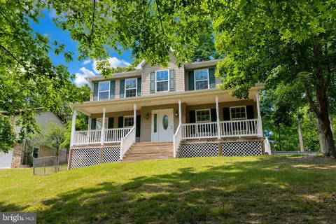 11769 Big Bear Ln, Lusby, MD 20657