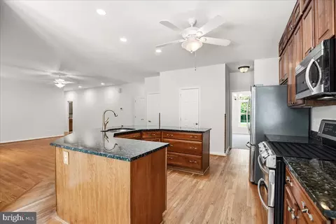 Kitchen - 12033 Steven Ln, Dunkirk, MD 20754 photo 6 of 11