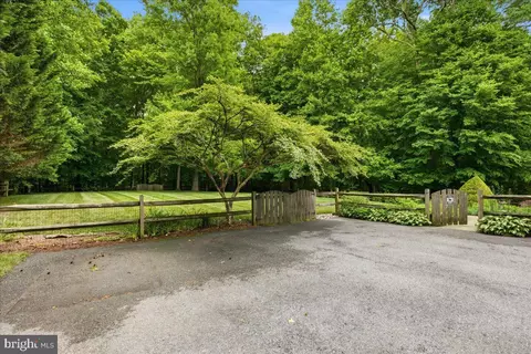 Exterior - 12033 Steven Ln, Dunkirk, MD 20754 photo 9 of 13