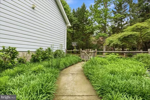 Exterior - 12033 Steven Ln, Dunkirk, MD 20754 photo 13 of 13