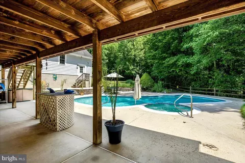 Exterior - 12033 Steven Ln, Dunkirk, MD 20754 photo 13 of 31