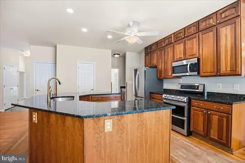 Kitchen - 12033 Steven Ln, Dunkirk, MD 20754 photo 2 of 11