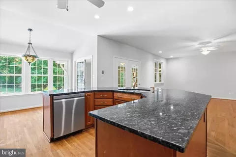 Kitchen - 12033 Steven Ln, Dunkirk, MD 20754 photo 8 of 11