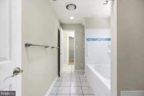 Entry Way - 12033 Steven Ln, Dunkirk, MD 20754 photo 7 of 10