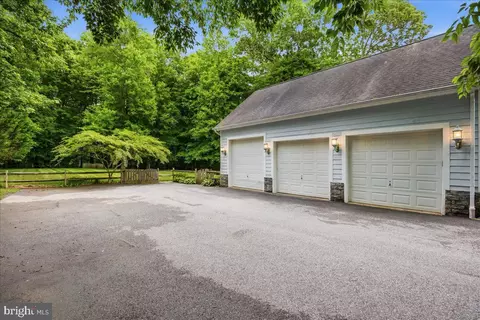 Exterior - 12033 Steven Ln, Dunkirk, MD 20754 photo 8 of 13