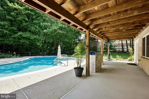 Exterior - 12033 Steven Ln, Dunkirk, MD 20754 photo 14 of 31