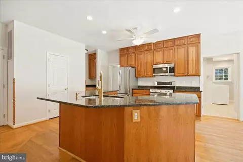 Kitchen - 12033 Steven Ln, Dunkirk, MD 20754 photo 9 of 11