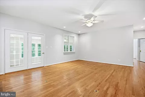 Living - 12033 Steven Ln, Dunkirk, MD 20754 photo 3 of 4