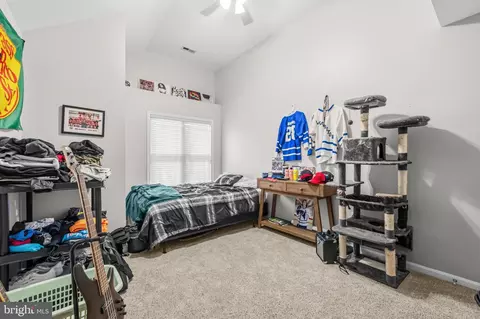 Bedroom - 13536 Osprey Ln, Solomons, MD 20688 photo 10 of 12