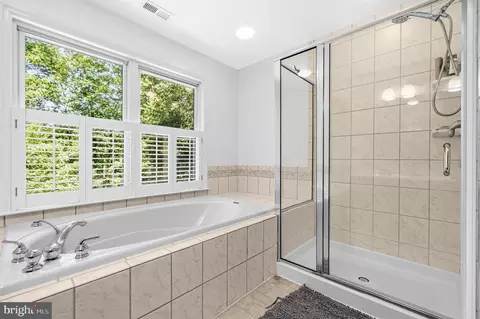 Bath - 13536 Osprey Ln, Solomons, MD 20688 photo 3 of 4