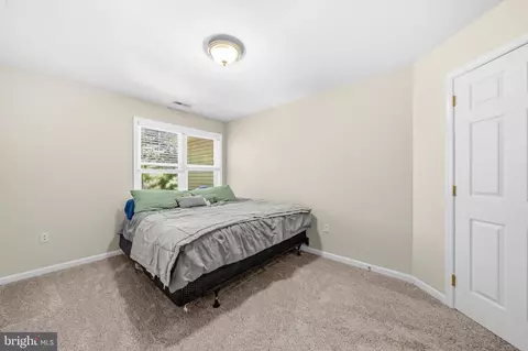 Bedroom - 13536 Osprey Ln, Solomons, MD 20688 photo 4 of 12