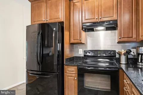 Kitchen - 548 Windmill Dr, Saint Leonard, MD 20685 photo 4 of 8