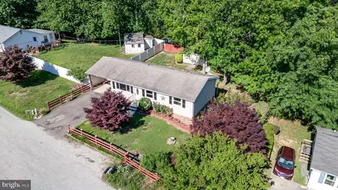 6561 8th St, Chesapeake Beach, MD 20732