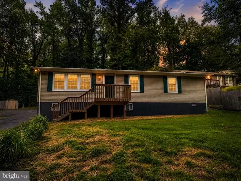 1518 Avenue E St, Saint Leonard, MD 20685