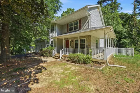 1040 Redeye Rd, Lusby, MD 20657