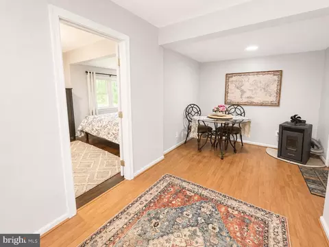 Entry Way - 6122 6th St, Chesapeake Beach, MD 20732 photo 3 of 3