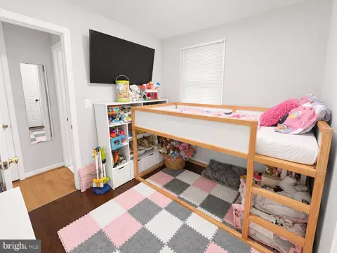 Bedroom - 6122 6th St, Chesapeake Beach, MD 20732 photo 5 of 5
