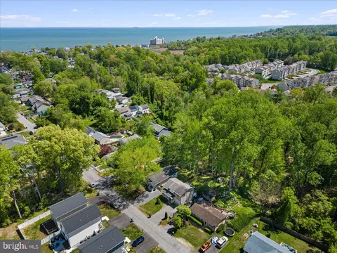 View/Area - 3719 3rd St, North Beach, MD 20714 photo 2 of 3