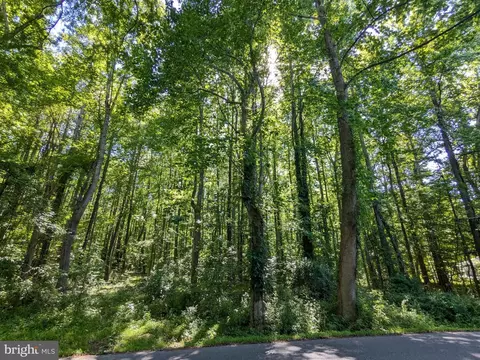 1260 Lottie Fowler Rd, Prince Frederick, MD 20678