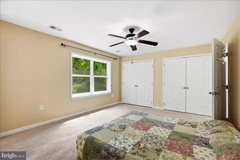 Bedroom - 3955 Breezy Point Rd, Chesapeake Beach, MD 20732 photo 2 of 6