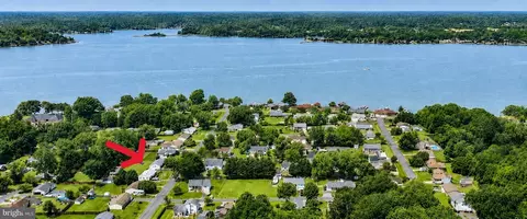 6028 Dusk Dr, Prince Frederick, MD 20678