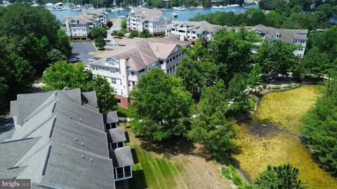 View/Area - 210 Oyster Bay Pl #C2, Solomons, MD 20688 photo 4 of 11