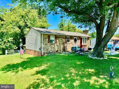 3808 29th St, Chesapeake Beach, MD 20732