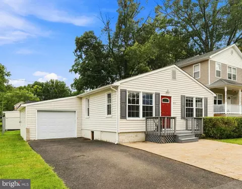 3717 5th St, North Beach, MD 20714