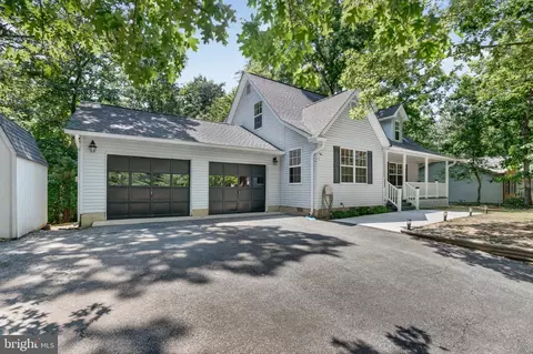 12557 Catalina Dr, Lusby, MD 20657