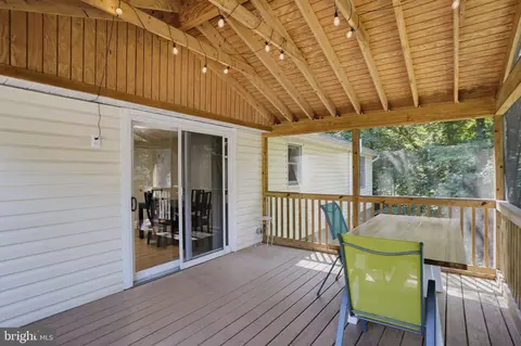 Exterior - 3614 King Dr, Dunkirk, MD 20754 photo 9 of 10