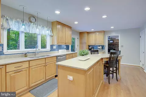 10410 Three Doctors Rd, Dunkirk, MD 20754 photo 12