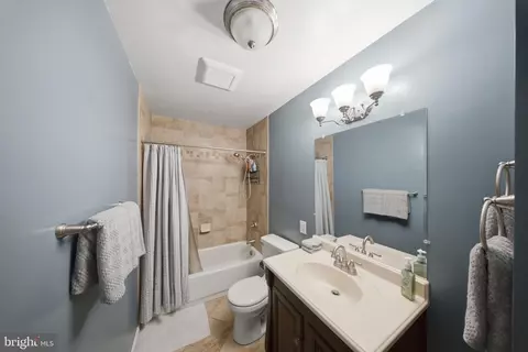 Bath - 11802 Rivershore Dr, Dunkirk, MD 20754 photo 2 of 2