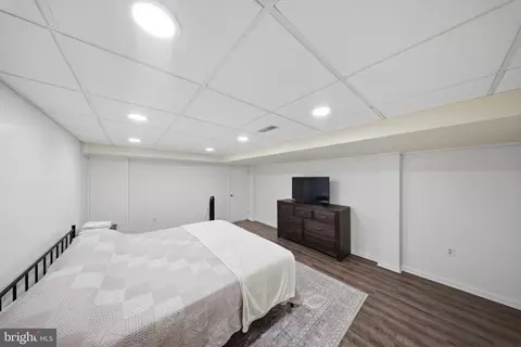 Bedroom - 11802 Rivershore Dr, Dunkirk, MD 20754 photo 7 of 7