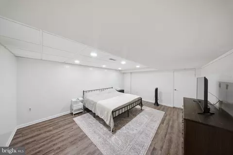 Bedroom - 11802 Rivershore Dr, Dunkirk, MD 20754 photo 6 of 7