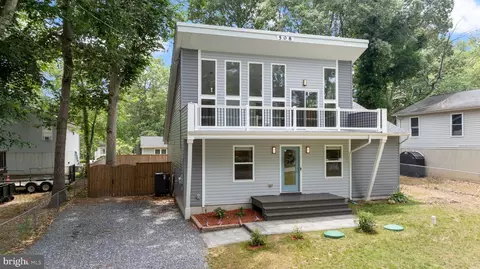 508 Skyview Dr, Lusby, MD 20657