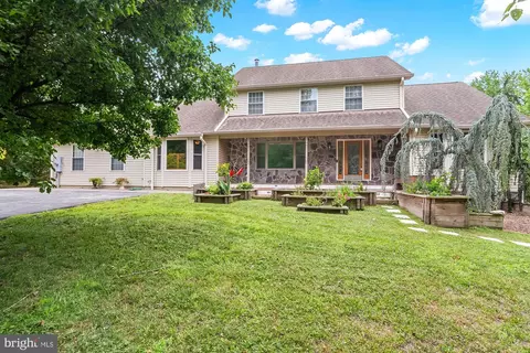 3025 Ali Ct, Huntingtown, MD 20639