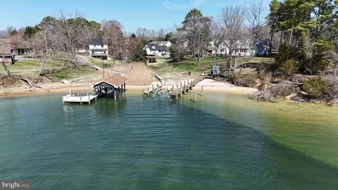 2602 Chambers Pl, Lusby, MD 20657