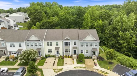 582 English Oak Ln, Prince Frederick, MD 20678