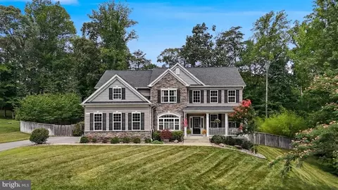 25 Simmons Ridge Rd, Prince Frederick, MD 20678