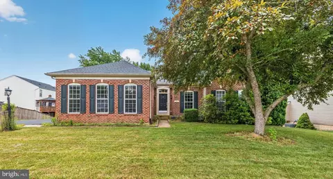 7935 Eagle View Dr, Chesapeake Beach, MD 20732