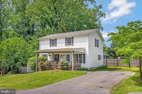 1966 Chestnut St, Port Republic, MD 20676