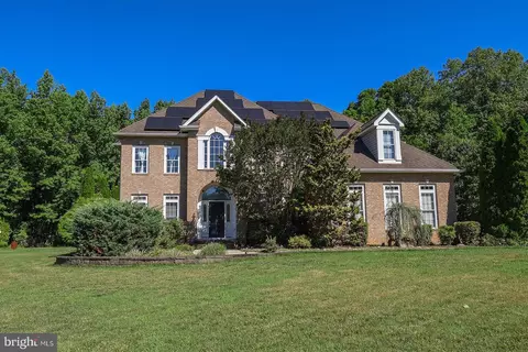 3715 Thunder Hill Dr, Prince Frederick, MD 20678