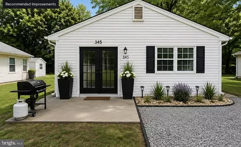 345 Laurel Dr, Lusby, MD 20657
