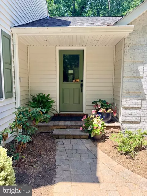 Exterior - 12810 Long Gun Dr, Dunkirk, MD 20754 photo 5 of 19